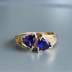 14k Gold Natural Diamond & Amethyst Diamond Two Stone Trillion Cut Ring
